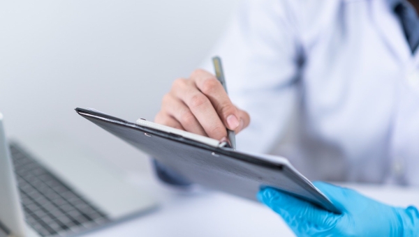 Seadusemuudatus lubab haiguselehelt kohandatud tööle naasta 31. päeval