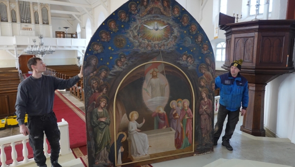 Vastseliina kiriku altarimaal "Ülestõusmine", E. L. v. Maydell, 19.saj. I pool (õli, lõuend). Fotod: EELK Vastseliina Katariina kogudus