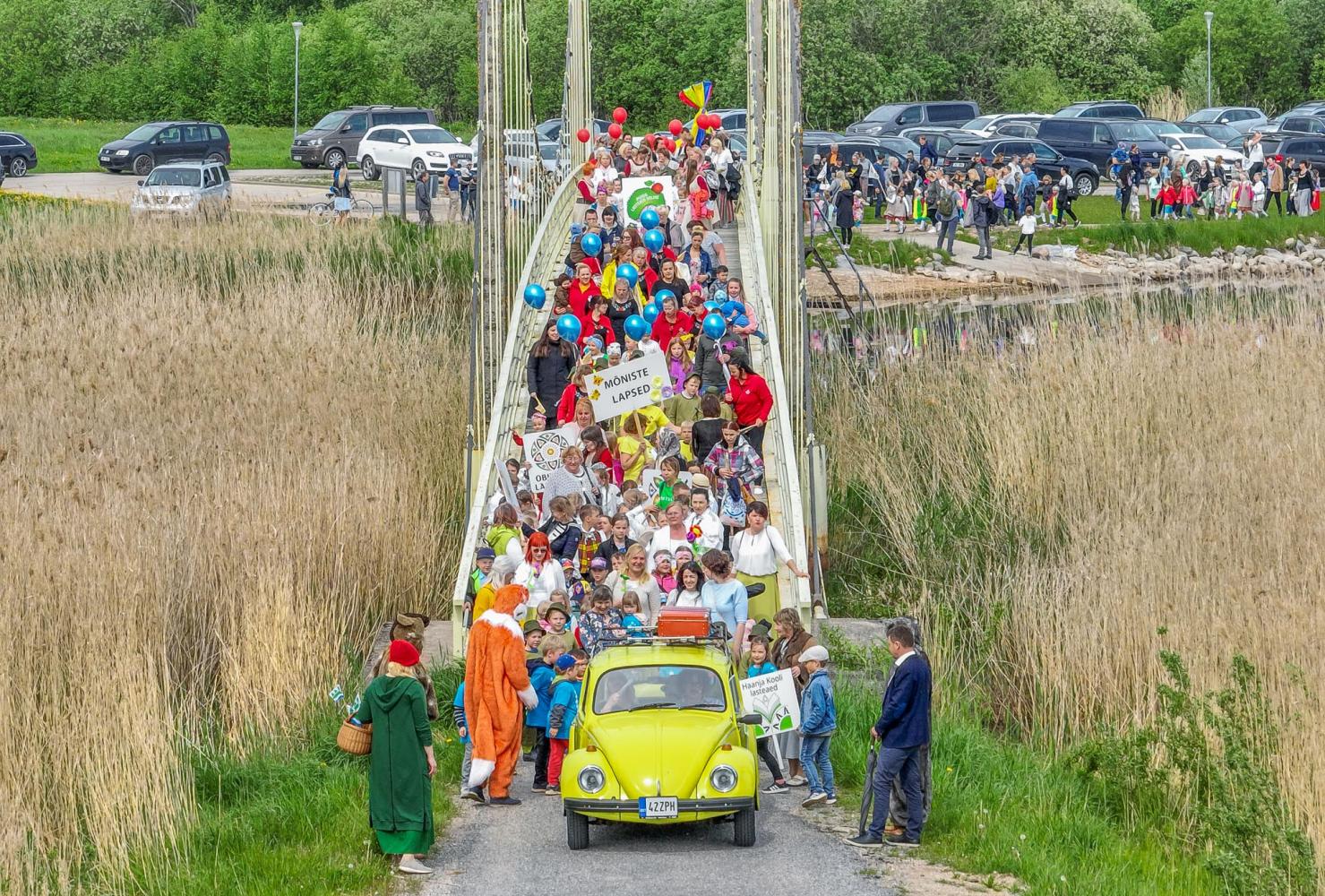 Vorumaa-mudilaste-hine-laulu--ja-tantsupidu-Fotograaf-Aigar-Nagel-1-7