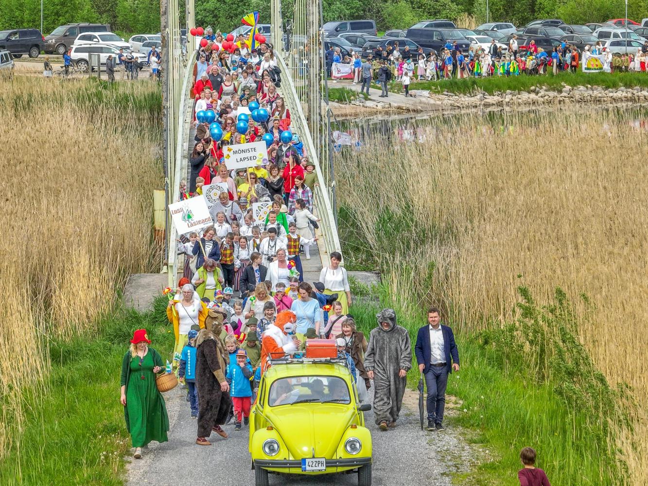 Vorumaa-mudilaste-hine-laulu--ja-tantsupidu-Fotograaf-Aigar-Nagel-1-9